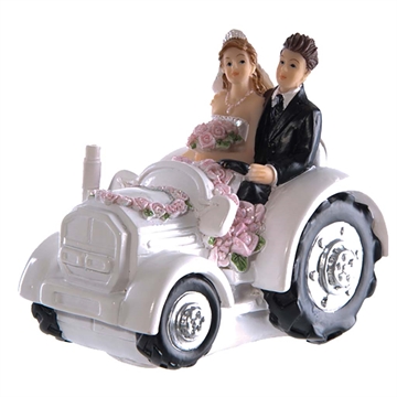 Brudepar i Traktor